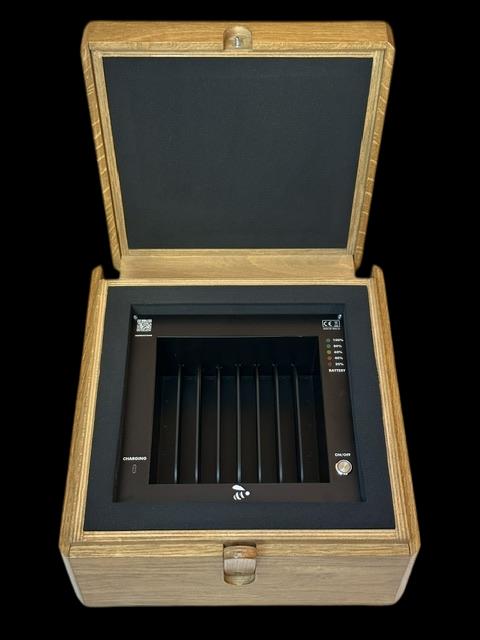 Top view of BEE SILENT OFFICE open enclosure with the interior operating unit and device bays